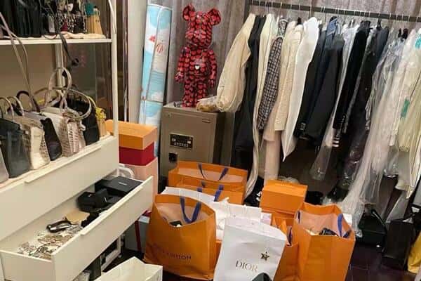 新乡长垣市回收一线品牌衣服